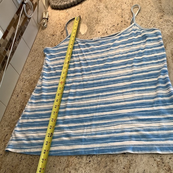 Patagonia Blue and White Striped Women's Tank Top Large - Picture 4 of 5
